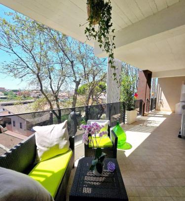 Isola Sacra Apartment | The Happy Nest