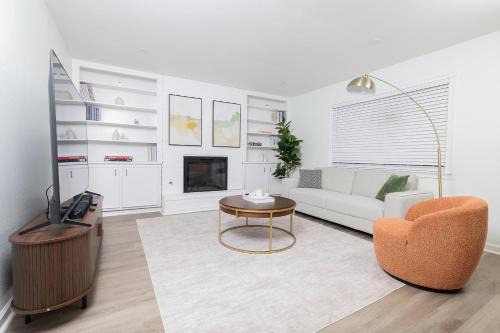 North San Antonio - SAT House | The Haven at Castle Hills 5 Bedroom Retreat San Antonio