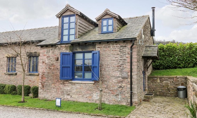High Peak House | The Hay Barn