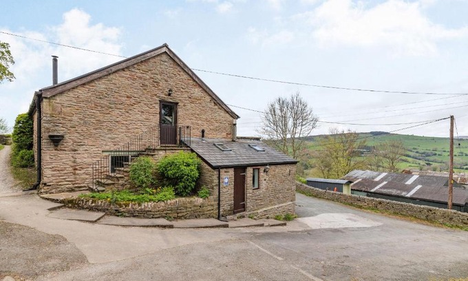 Combs House | The Hayloft