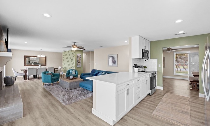 Callaway House | The "Heather Marie" - Stylish and Modern Rambler