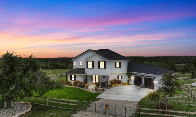 Fredericksburg House | The Heavy Pour