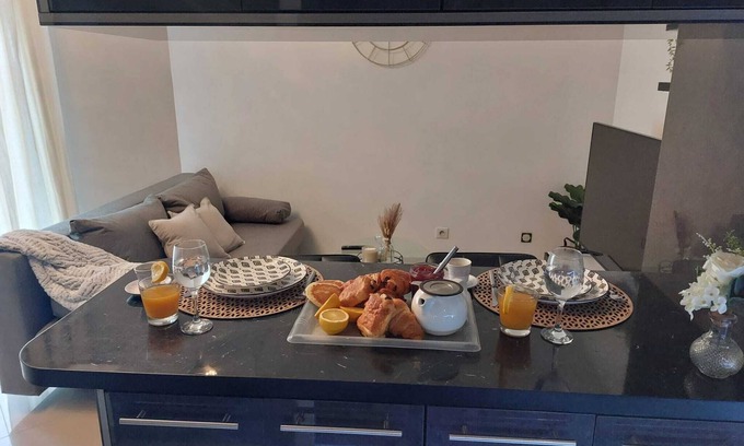 Savigny-sur-Orge Apartment | The Heynyss'grace - Appartement à 15 min de Paris