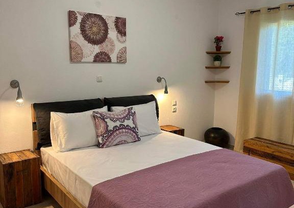 Skiathos House | The hidden villas