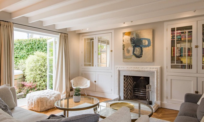 Deal House | The Hide, Brewer Street