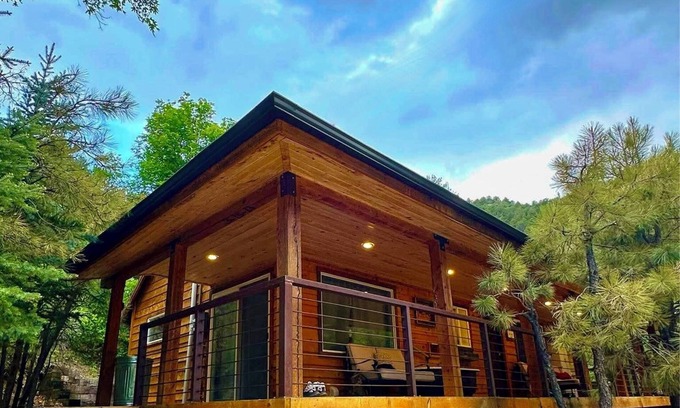 Glendale Cabin | The Hideaway, A Concealed Cabin @ East Zion & Bryce