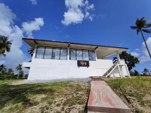 Kudat Villa | The Hideaway