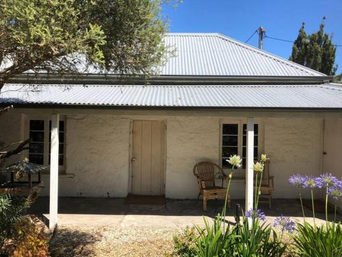 Waterhouse House | The Hideaway Robe SA Centrally located