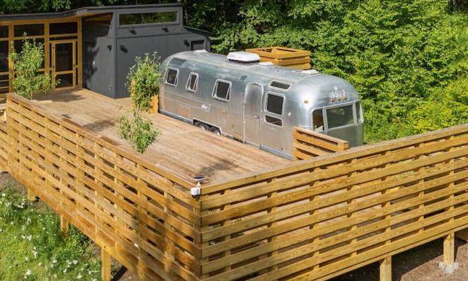 Delancey Apartment | The Hideout in Hamden