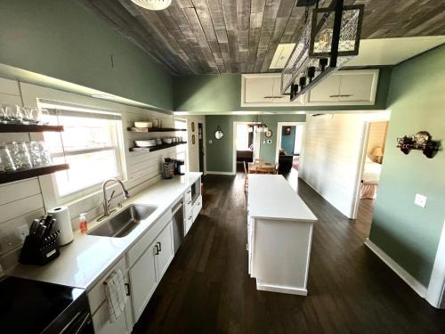 Sheboygan Falls Apartment | The Historic Downtown Suite