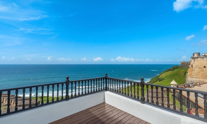 San Cristobal House | The Historic Seaside Haven