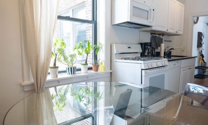 Hoboken Condo | The Hoboken spot – perfect location!