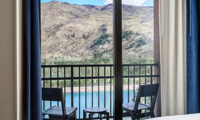 Carbondale Hotel | The Hoffmann Hotel Basalt Aspen, Tapestry Collection By Hilton