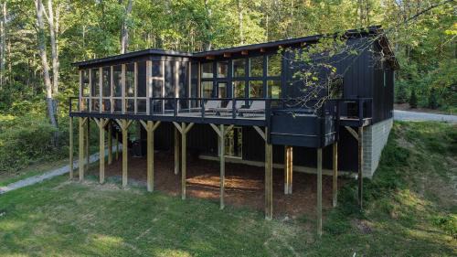 McArthur House | The Hollow House