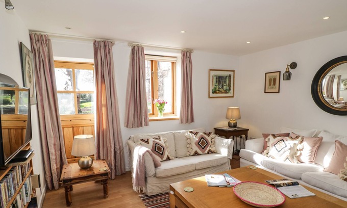 Suckley House | THE HOP KILN, pet friendly, character holiday cottage in Bromyard