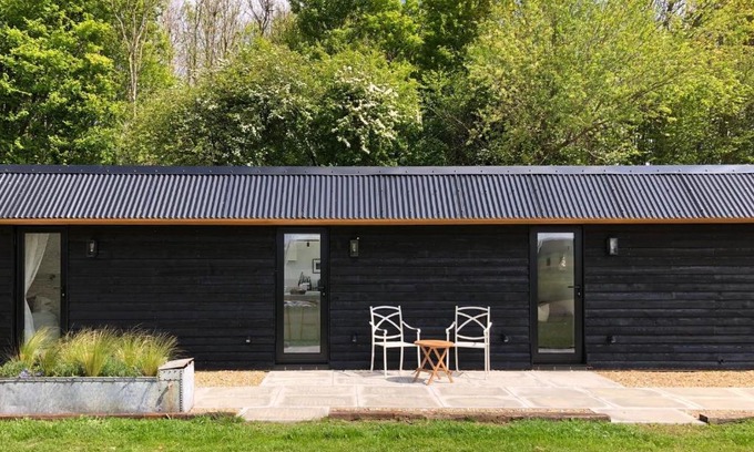 Boughton-under-Blean House | The Hopper Huts