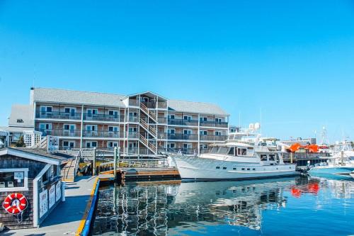 Gloucester Hotel | The Hotel at Cape Ann Marina