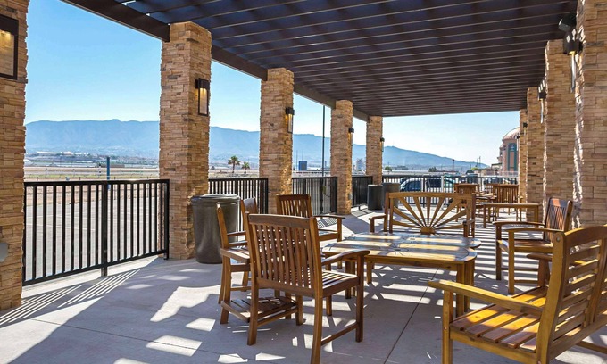 Sunland Park Hotel | The Hotel at Sunland Park Casino El Paso, an Ascend Collection Hotel
