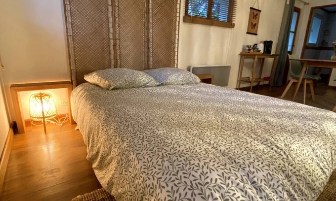 Villerest House | The house in the heart of the cedars, a charming cocoon just 5 minutes from the center of Roanne.