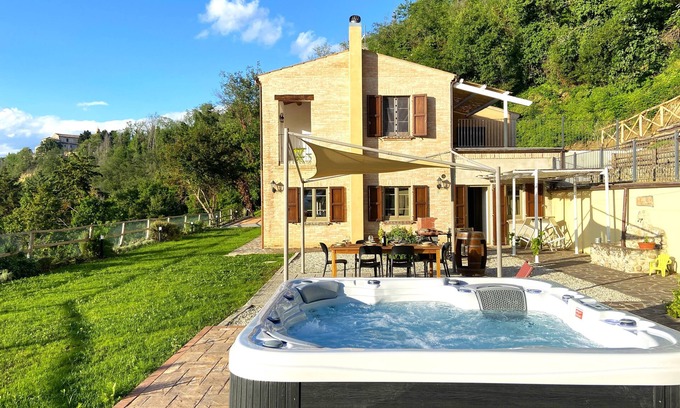 Ripatransone House | THE HOUSE IN THE WOODS - VACATION HOME