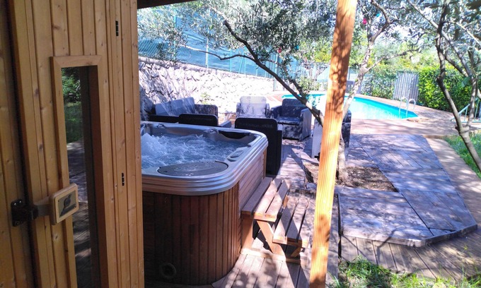 Centre Ville d'Ales Apartment | THE HOUSE OF HAPPINESS
