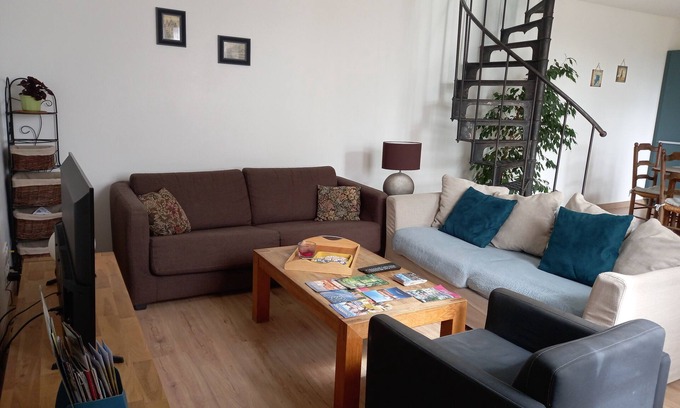 Blois House | The house of La Digue, 2 bedrooms with terrace and parking
