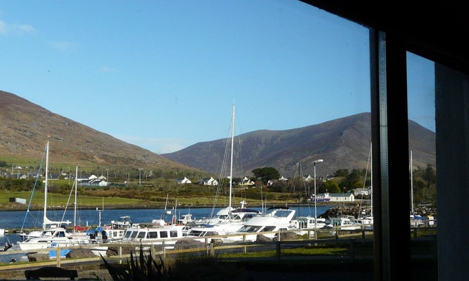 Cahirciveen House | The House On The Marina quiet location stunning views of the Wild Atlantic Way.