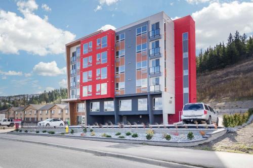 Kamloops Hotel | The Hue Hotel, an Ascend Collection Hotel