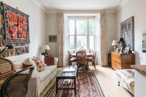 Campden Apartment | The Hummingbird 1 Bedroom by Kensington Gardens