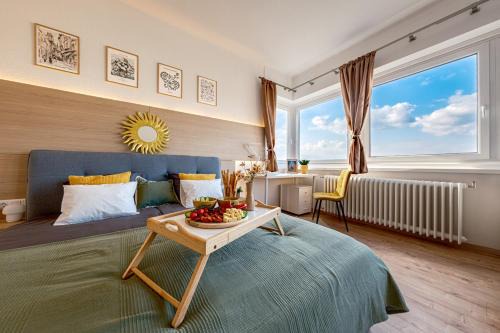 Nepszinhaz negyed Apartment | The Hungarian Central Park