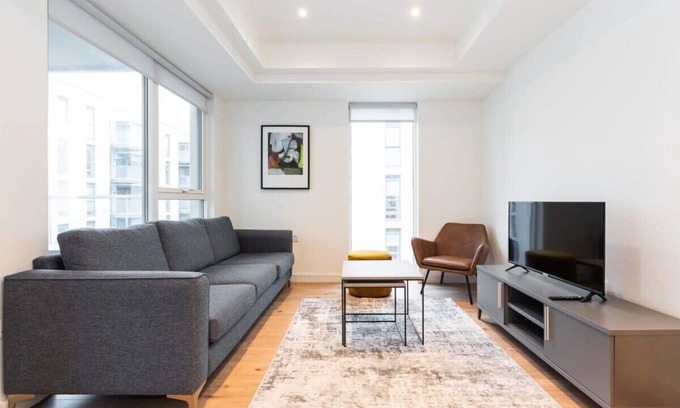 Sutton Cross Apartment | The Hunt by Dublin At Home