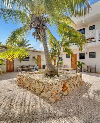 Playa Hotel | The Hut Bonaire