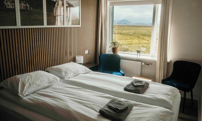 Borgarnes Hotel | The Hvítá Inn