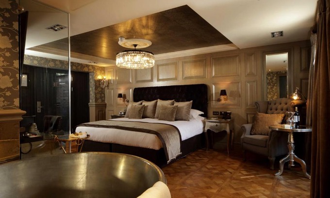 Sedgefield Hotel | The Impeccable Pig