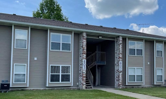 Hamilton Apartment | The Ingrid Apt #8 - Fresh and Simple 2bd with WiFi