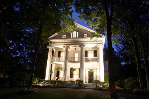 Yarmouth Port Hotel | The Inn at Cape Cod
