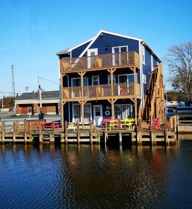 Eastern Passage Hotel | The Inn at Fisherman's cove