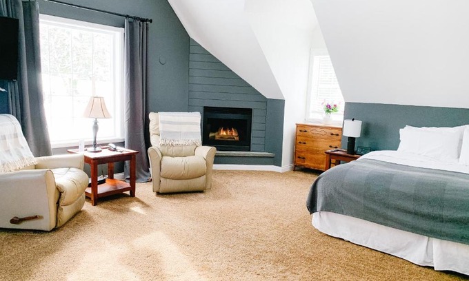 Salmon Arm Bed & Breakfast | The Inn at the Ninth Hole Bed & Breakfast