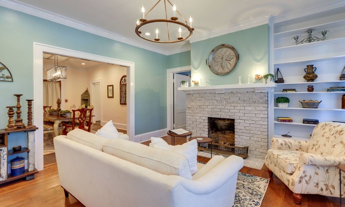Jackson House | 'The Inn on Second' - Jackson Family Home!