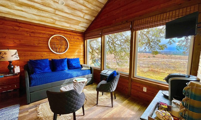Dripping Springs Cabin | THE JACK: A Beautiful Treehouse Suite overlooking the Texas Hill Country
