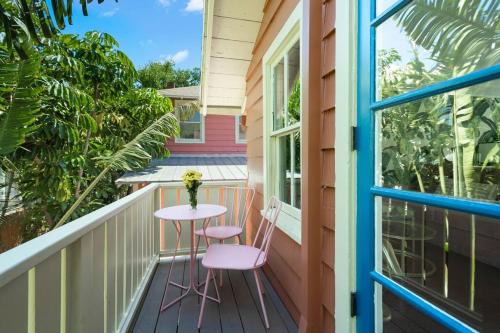 Downtown House | The Julia Place Carriage House