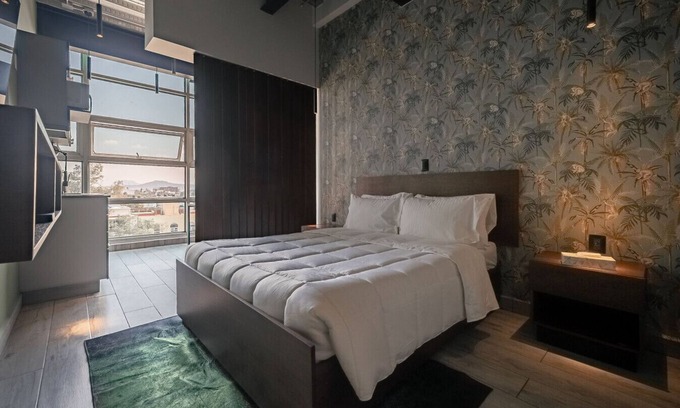 Benito Juarez Apartment | The Jungle Loft Tropical Comfort-Centric w/Kitchen