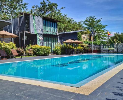 Jeram Hotel | The Kabin