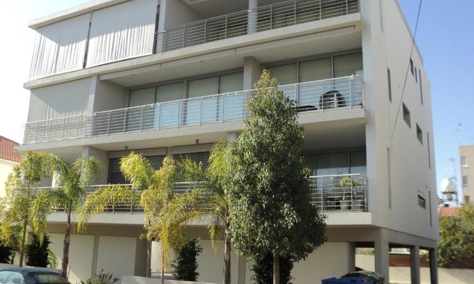 Dasoupolis Apartment | The Kapitani Residence