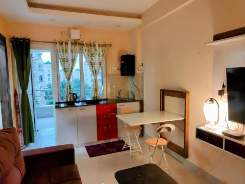 Puri Apartment | The kefi beach side homestay