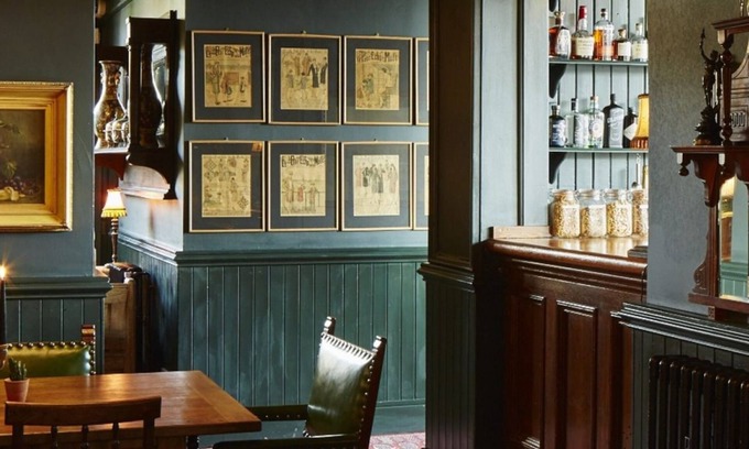 Winchester Hotel | The King Alfred Pub