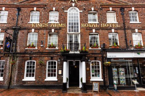 Godalming Hotel | The Kings Arms and Royal Hotel, Godalming, Surrey - The Coaching Inn Group