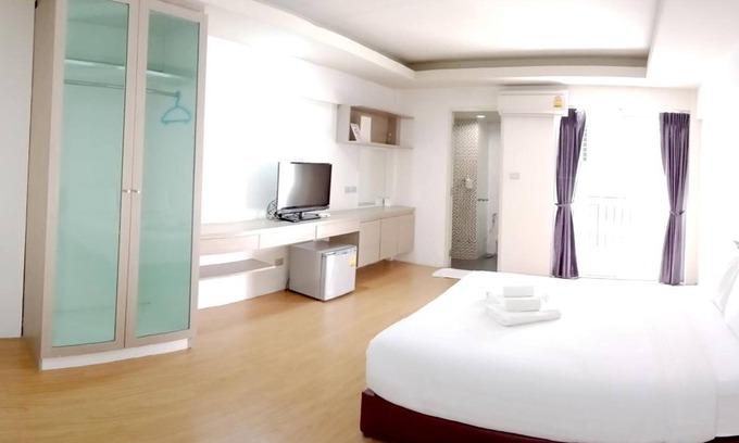 Khlong Kra Saeng Hotel | The Kiri Resitel