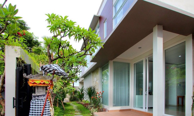 Sunset Road House | The Kuta Mansion - Adult Only
