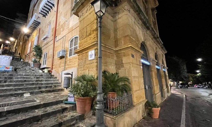 Agrigento Apartment | The ladder of Athena